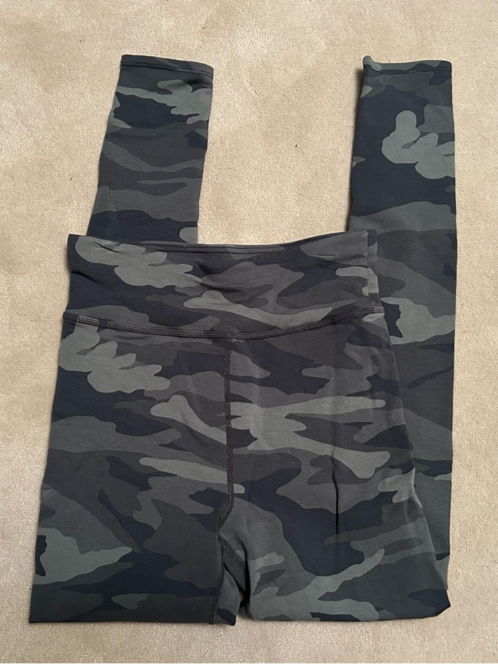 Splendid Camo Leggings